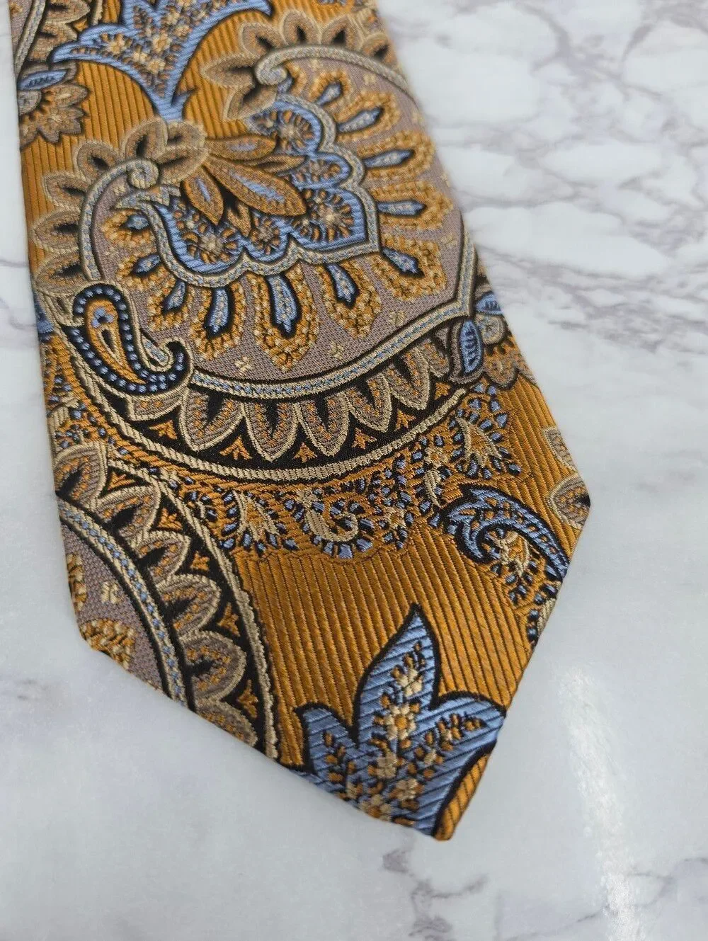 JZ Richards Paisley Silk Tie in Brassy Gold Men's Necktie